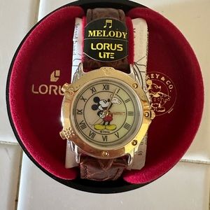 Lorus Disney Mickey Mouse watch